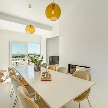 Deluxe With Seaview In Portals Willa *